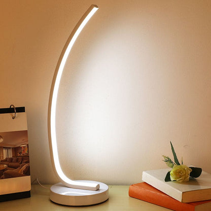 Elegancka nowoczesna elastyczna lampa stołowa