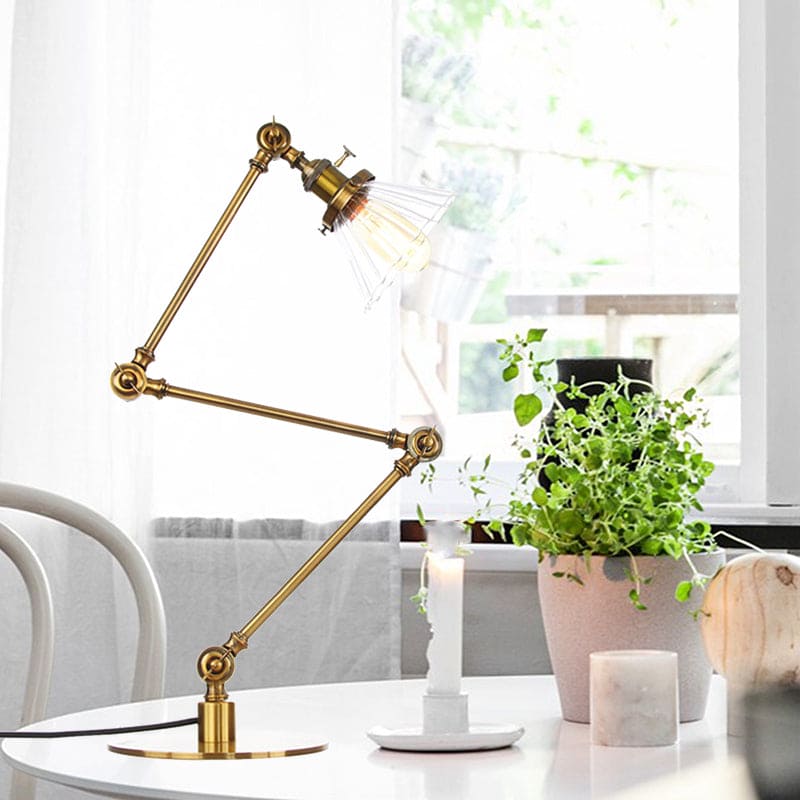 Elegancka lampa stołowa z przezroczystego stożkowego szkła