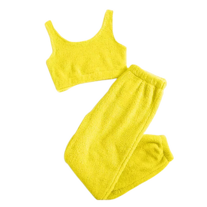 Ciepły i Komfortowy Welurowy Salon Wypoczynkowy na Zimę