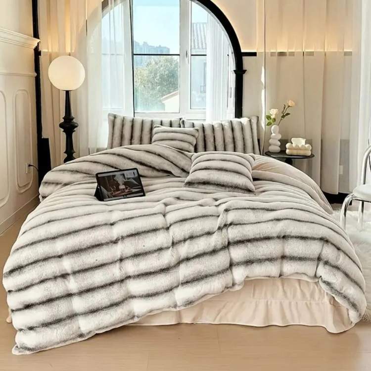 Marcherelle™ – Couverture en Fausse Fourrure de Lapin Luxueuse et Douce