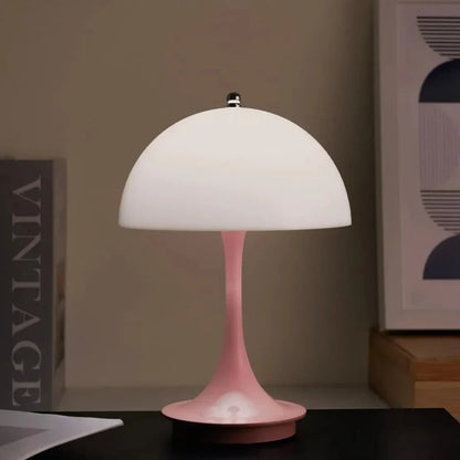 Dotykowa lampa nocna LED o nowoczesnym designie