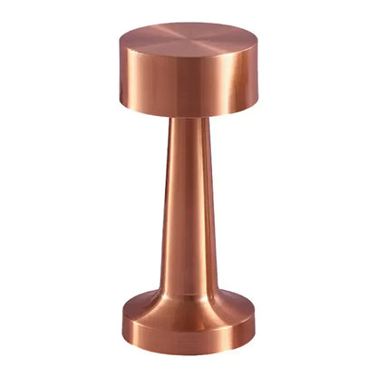 Lampka biurkowa w stylu vintage chic