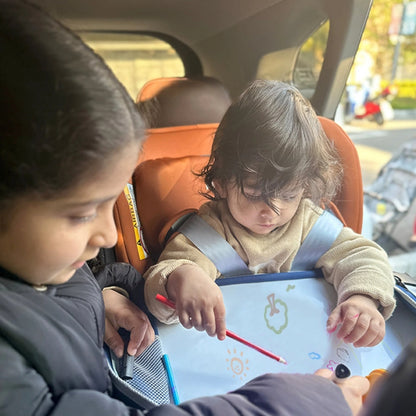 Taca do zabawy w samochodzie dla dziecka